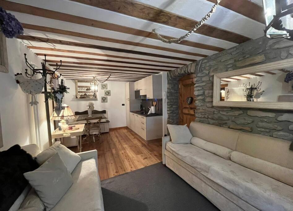 La Casetta Del Cuore Tra Terme E Montagna Pré-Saint-Didier Extérieur photo